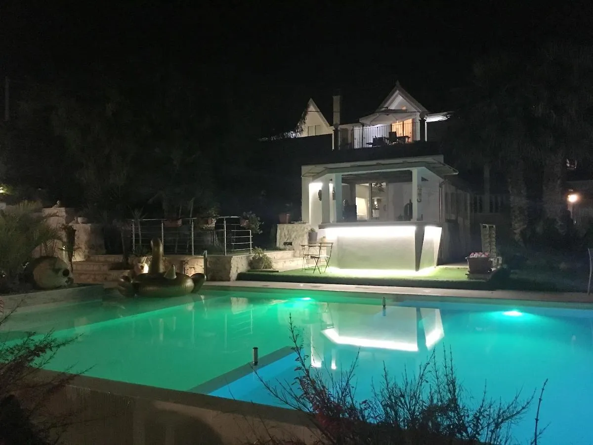 Charming Apartment In Pozzallo With Shared Pool 65 M² 이탈리아